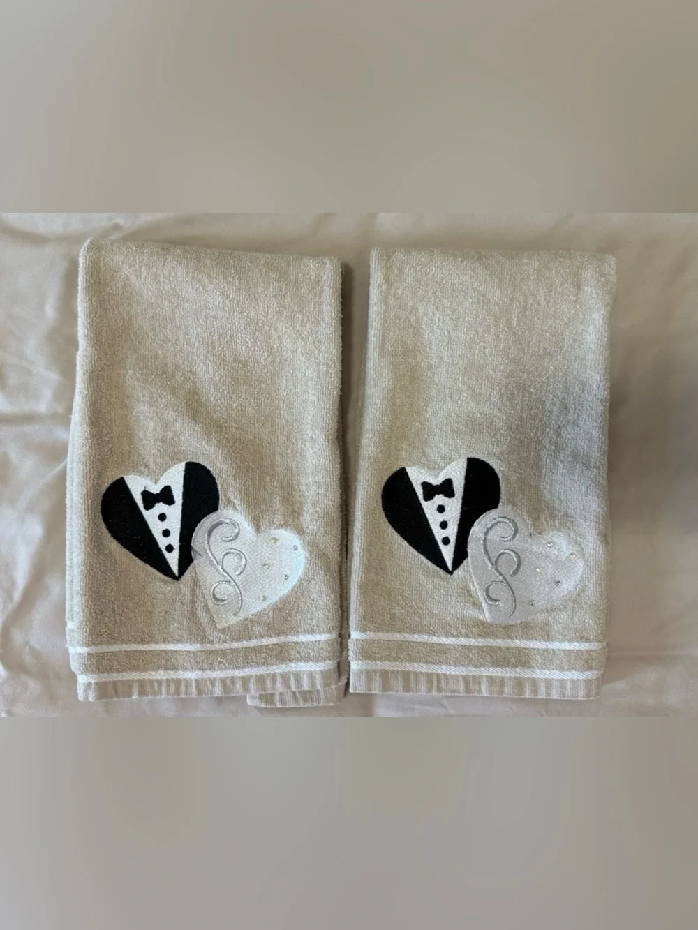 Wedding Bride Groom Embroidered Hand Towels Set of 2 Ivory / Cream NWOT